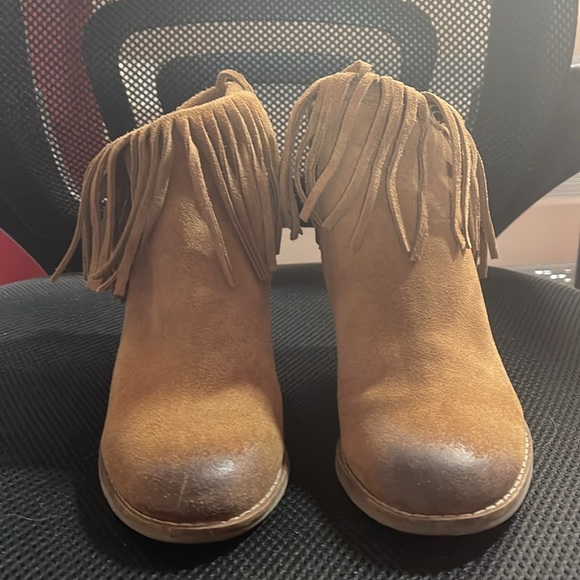 Lucky Brand boots in size 5.5 - Picture 2 of 3